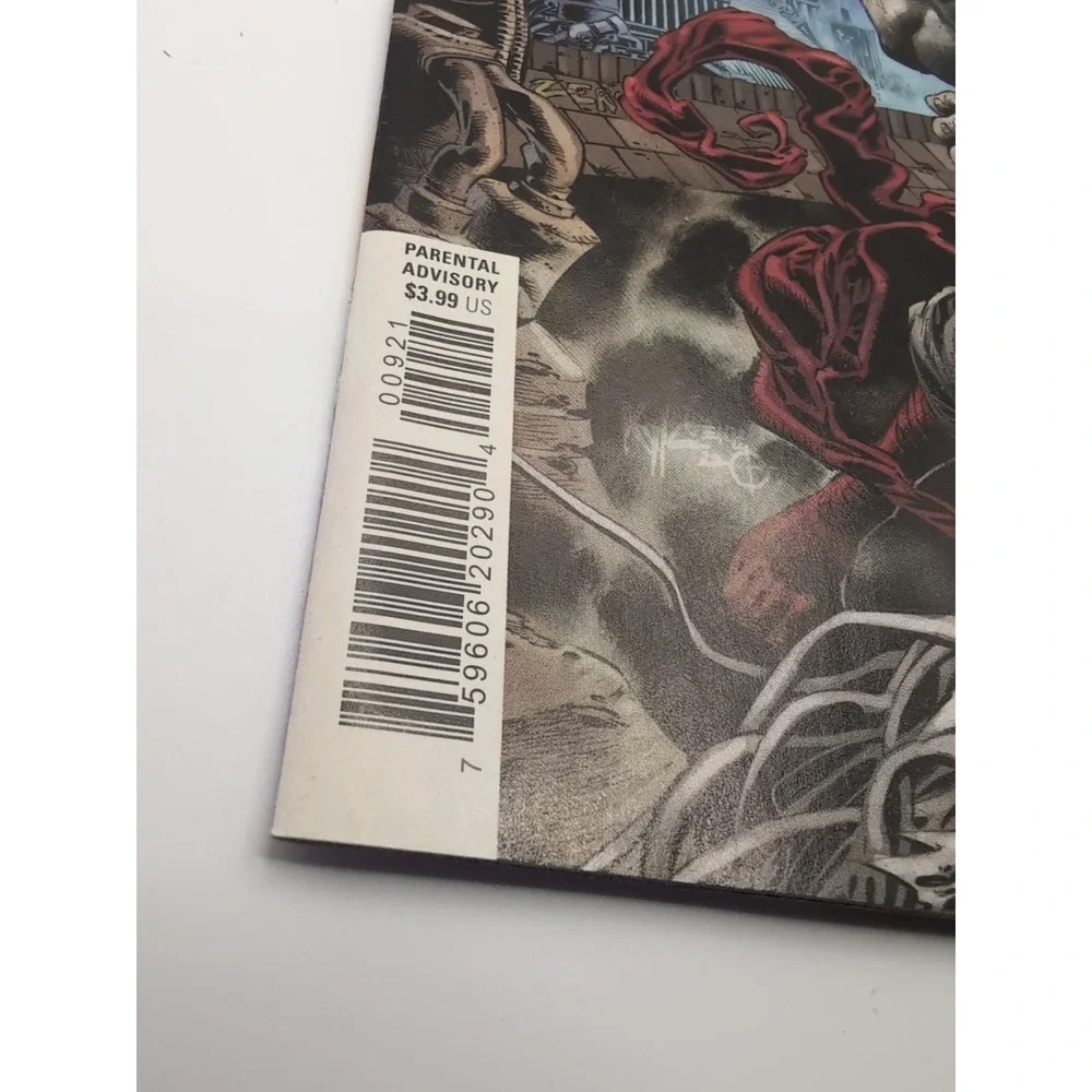 SAVAGE AVENGERS #9 KYLE‎ HOTZ VARIANT MARVEL COMICS 2023